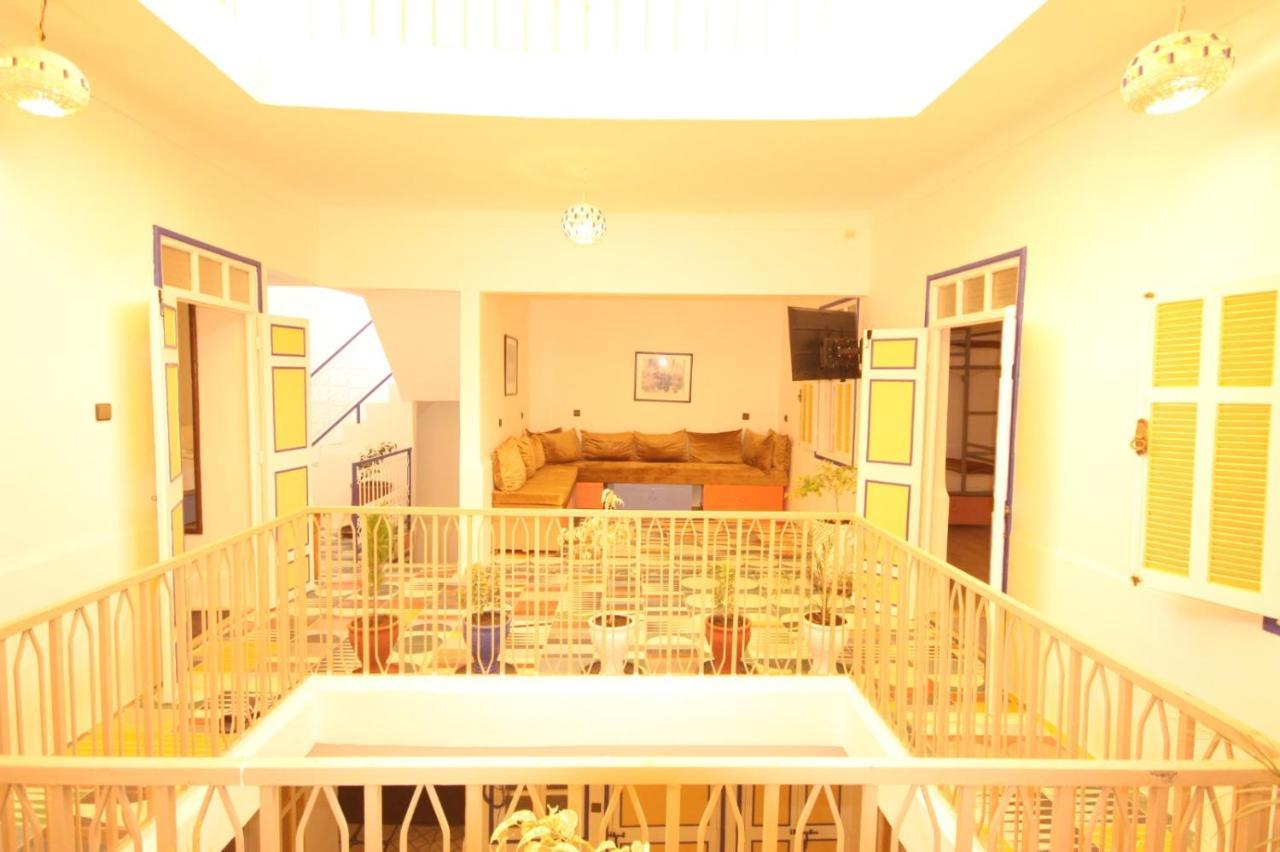 El Boussouni Hostel マラケシュ エクステリア 写真