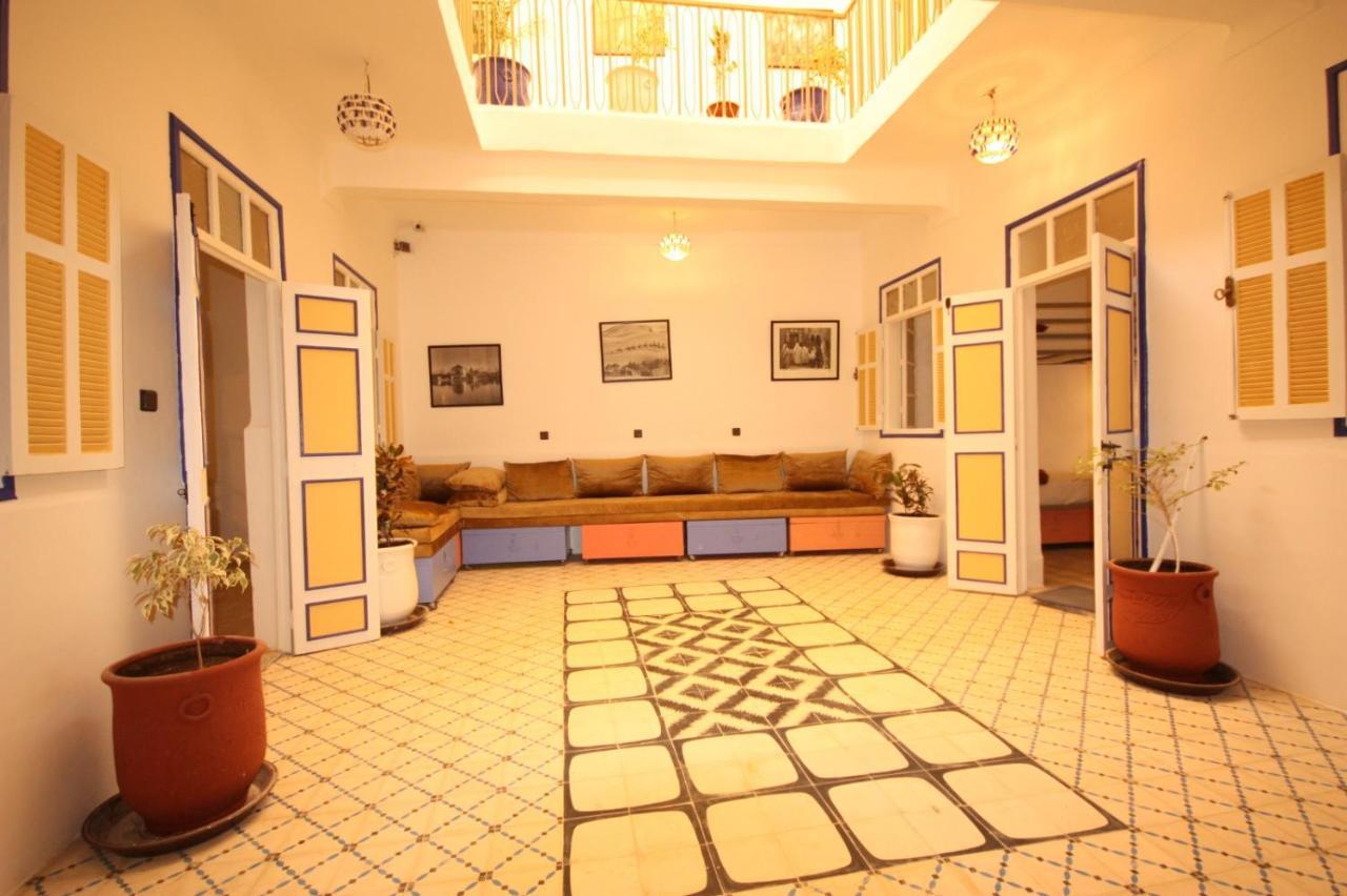 El Boussouni Hostel マラケシュ エクステリア 写真