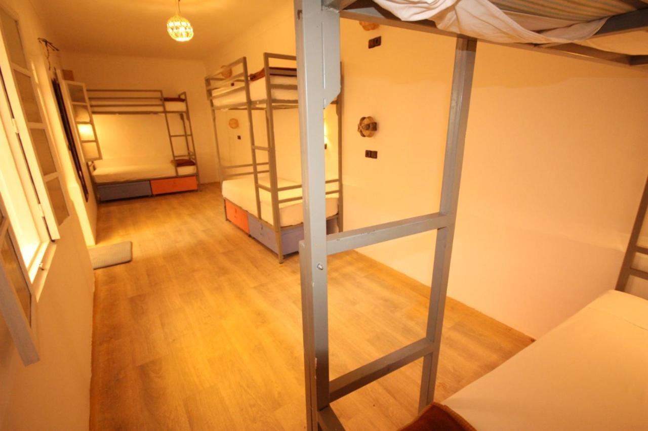 El Boussouni Hostel マラケシュ エクステリア 写真